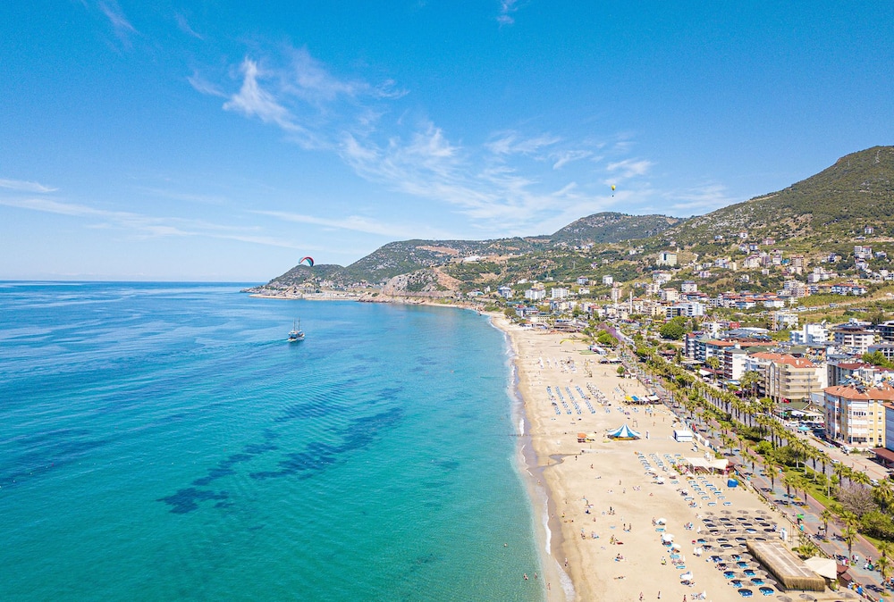 Blue Star Hotel - All Inclusive — Beach in Alanya