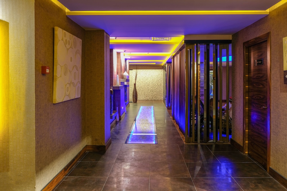 Bodrum Holiday Resort & Spa — Hotel building in Bodrum, Mugla
