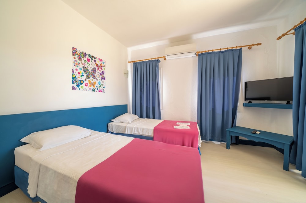 Bodrum Holiday Resort & Spa — Hotel rooms in Bodrum, Mugla