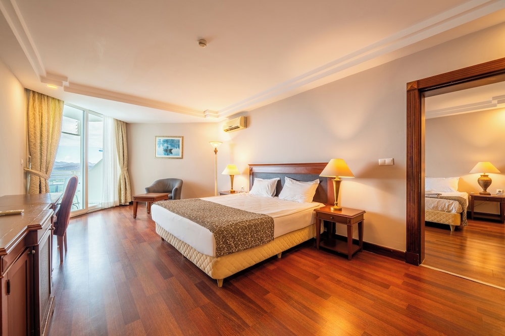 Bodrum Holiday Resort & Spa — Hotel rooms in Bodrum, Mugla