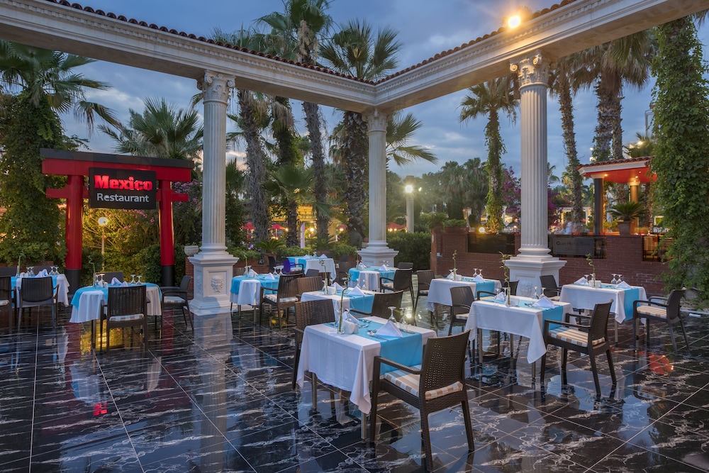 Club Hotel Sera - All Inclusive — Restaurant in Lara