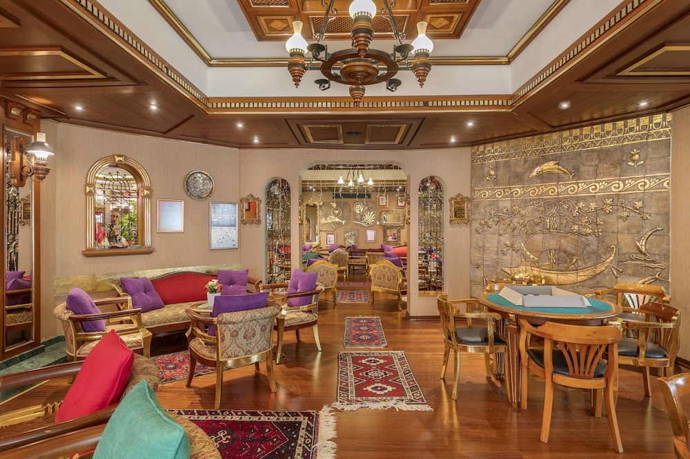 Club Hotel Sera - All Inclusive — Restaurant & bars in Lara
