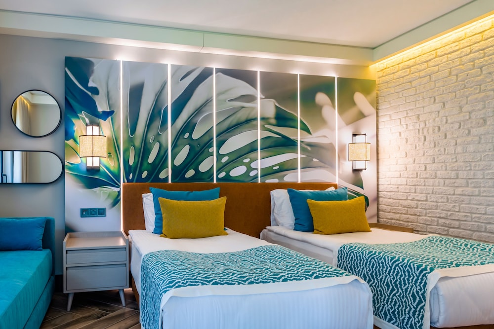 Baia Salima Kemer — Hotel rooms in Kemer
