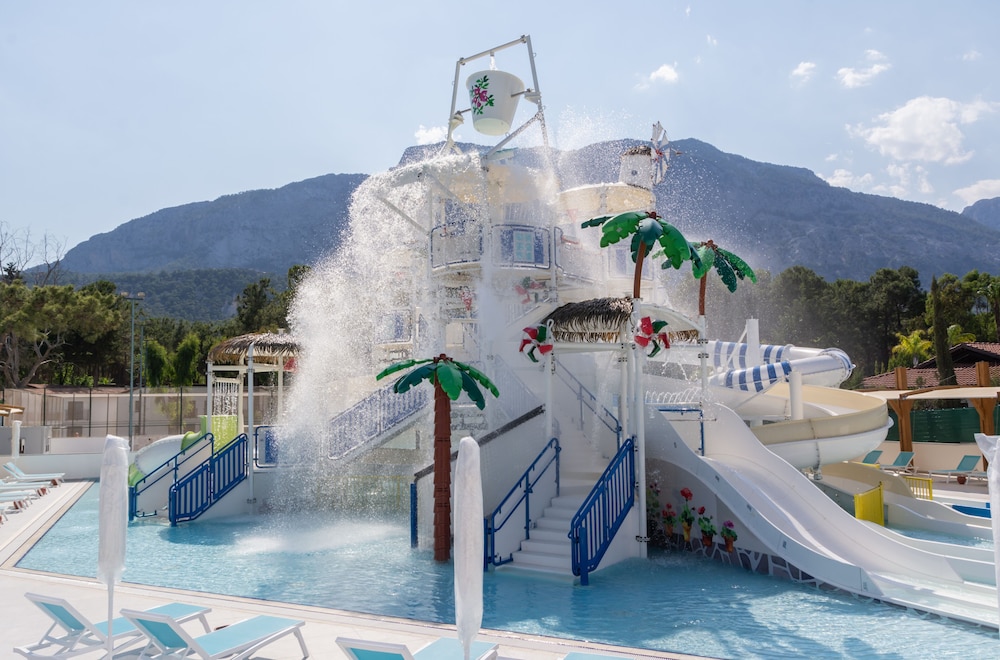 Baia Salima Kemer — Swimming pool in Kemer