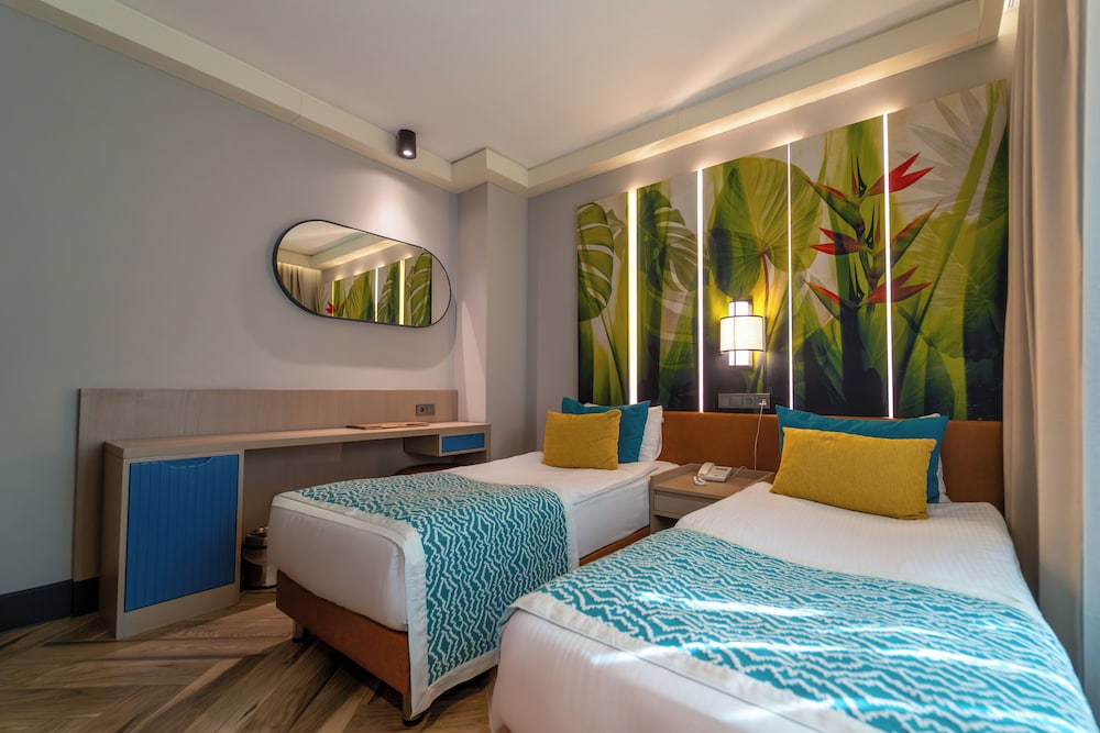 Baia Salima Kemer — Hotel rooms in Kemer