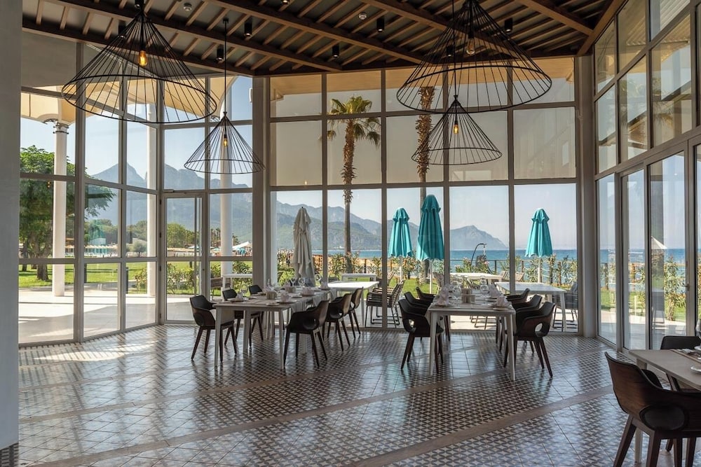 Baia Salima Kemer — Restaurant & bars in Kemer