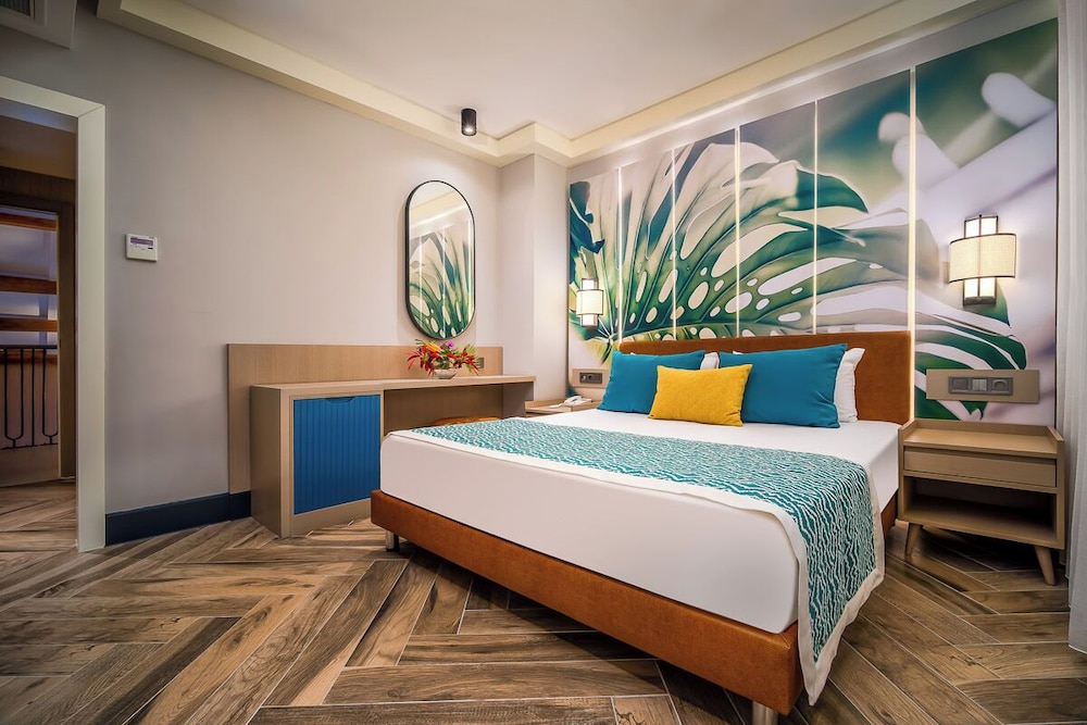 Baia Salima Kemer — Hotel rooms in Kemer