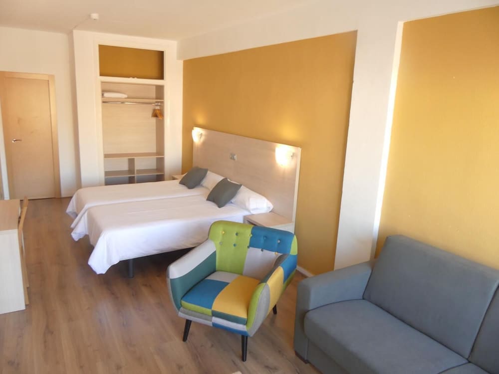 Benidorm City Olympia Hotel — Rooms in Benidorm, Valencian Community
