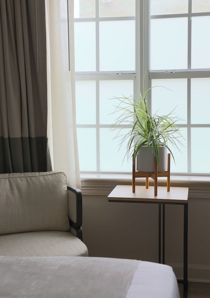 Riverside Hotel — Hotel rooms in Fort Lauderdale, Florida