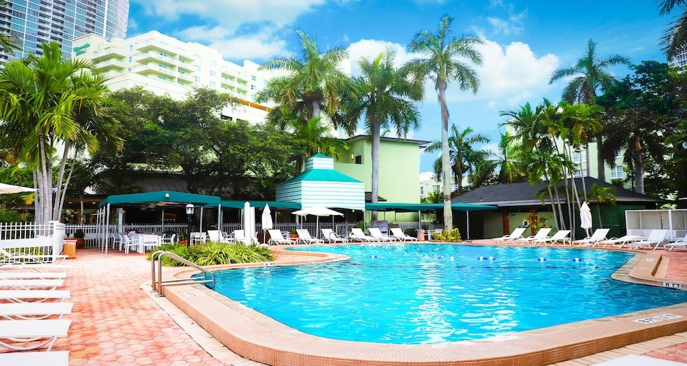 Riverside Hotel image