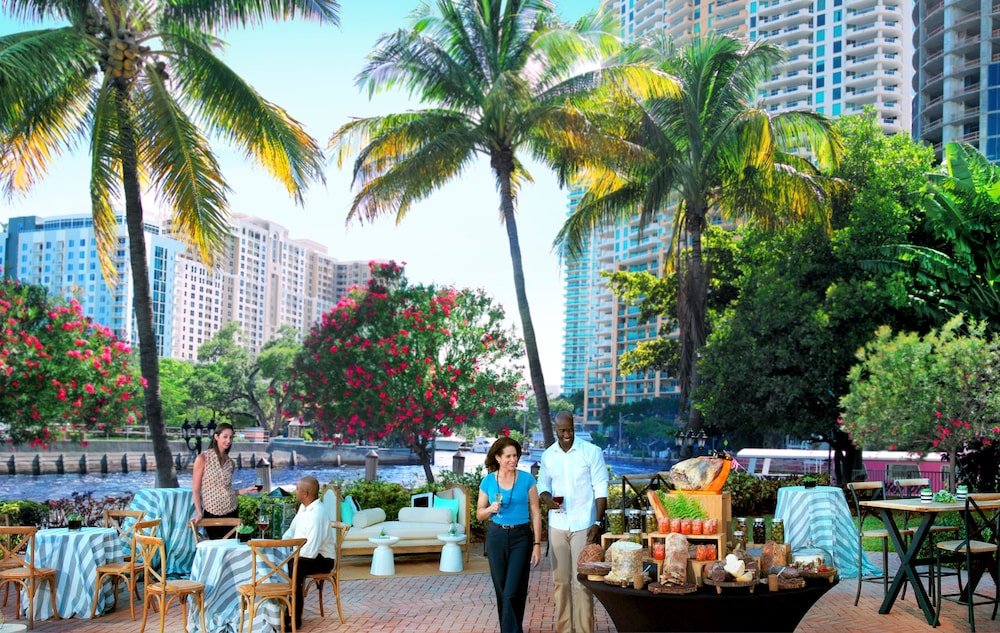 Riverside Hotel — Beach in Fort Lauderdale, Florida