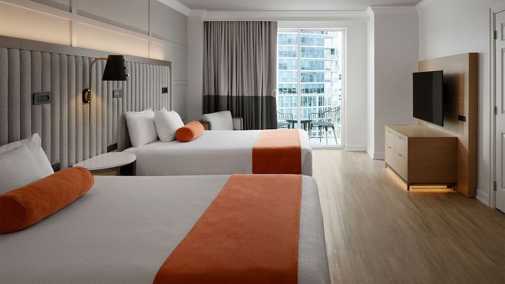 Riverside Hotel — Hotel rooms in Fort Lauderdale, Florida