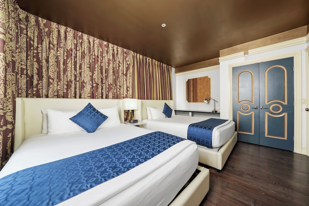 Riviera Hotel South Beach — Hotel rooms in Miami, Florida