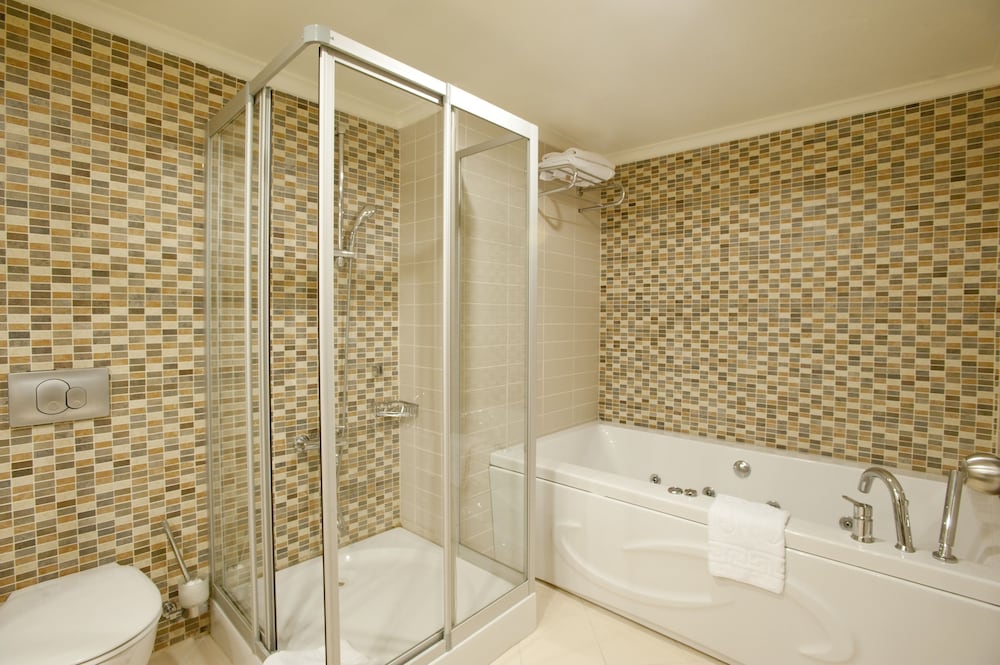Crystal De Luxe Comfort Collection - All inclusive — Hotel rooms in Kemer