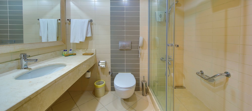 Crystal De Luxe Comfort Collection - All inclusive — Hotel rooms in Kemer