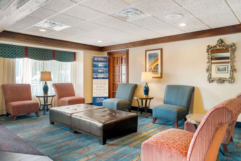 Best Western Greenfield Inn — Hotel building in Allen Park, Michigan