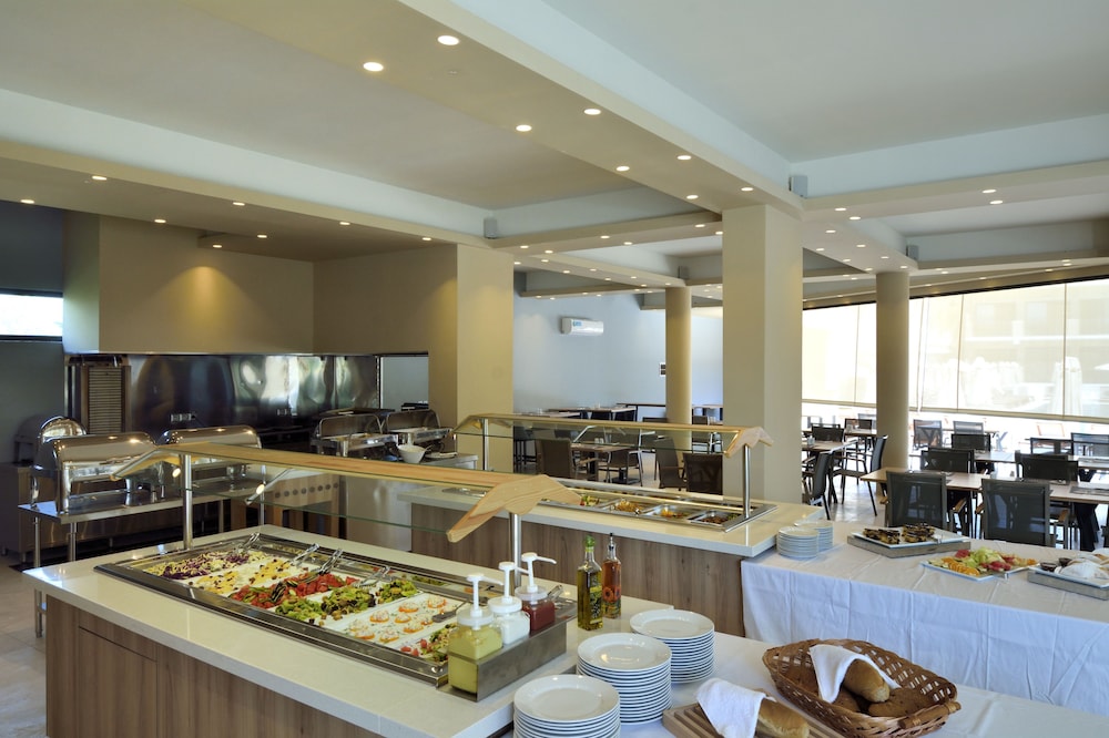 Selyria Resort - All Inclusive — Restaurant & bars in Tsilivi, Ionian Islands