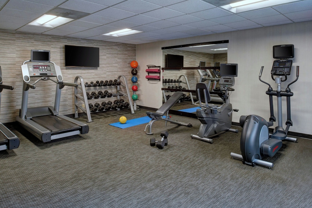 Courtyard by Marriott Detroit Dearborn — Sports & recreation in Dearborn, Michigan
