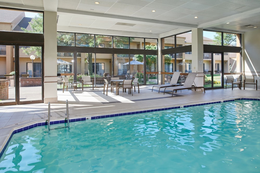 Courtyard by Marriott Detroit Dearborn — Main photo in Dearborn, Michigan