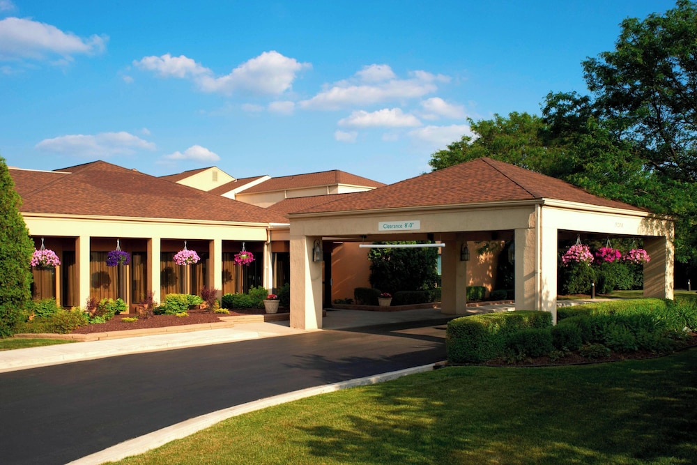 Courtyard by Marriott Detroit Dearborn — Hotel building in Dearborn, Michigan