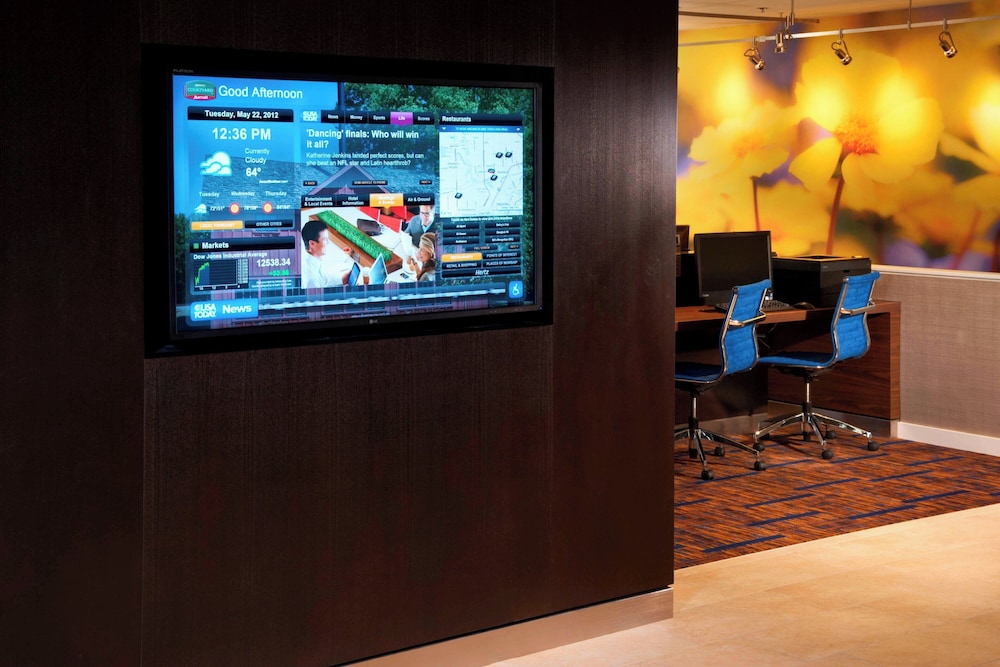 Courtyard by Marriott Detroit Dearborn — Hotel building in Dearborn, Michigan