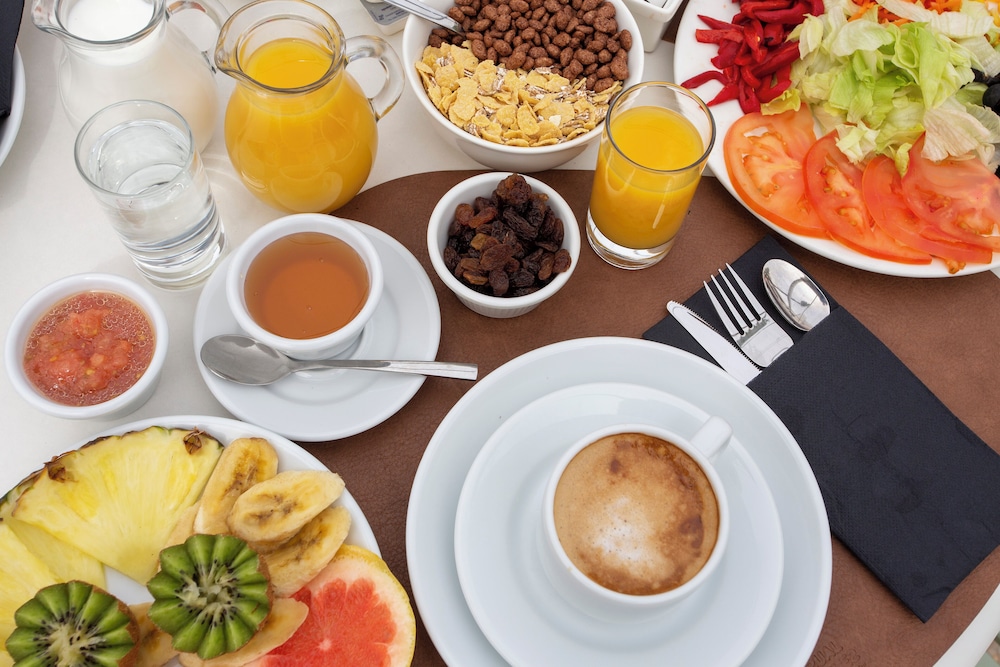 Casual Kubic Athens Hotel by Casual Hoteles — Restaurant & bars in Athens, Attica