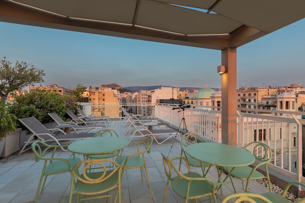 Casual Kubic Athens Hotel by Casual Hoteles — Restaurant & bars in Athens, Attica
