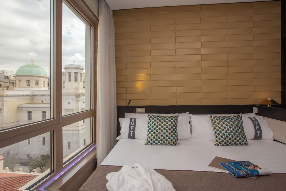 Casual Kubic Athens Hotel by Casual Hoteles — Hotel rooms in Athens, Attica