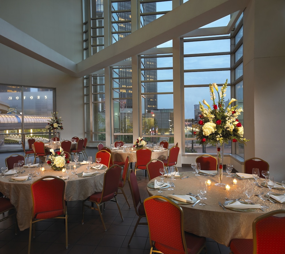 Courtyard By Marriott Detroit Downtown — Restaurant & bars in Detroit, Michigan