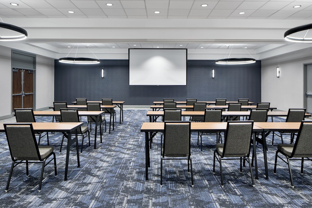 Courtyard By Marriott Detroit Downtown — Hotel building in Detroit, Michigan