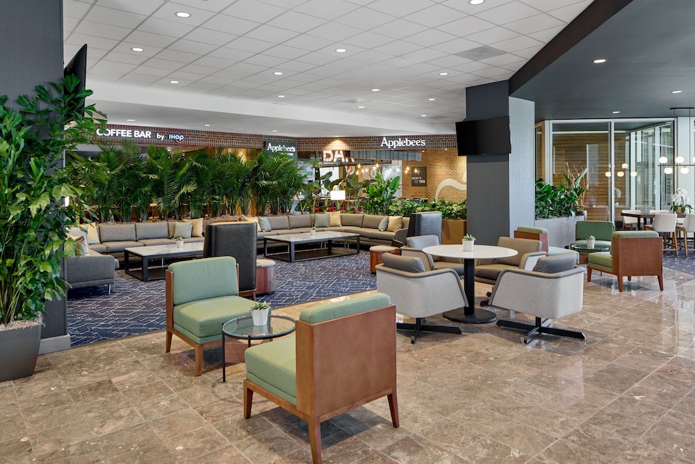 Courtyard By Marriott Detroit Downtown — Restaurant & bars in Detroit, Michigan