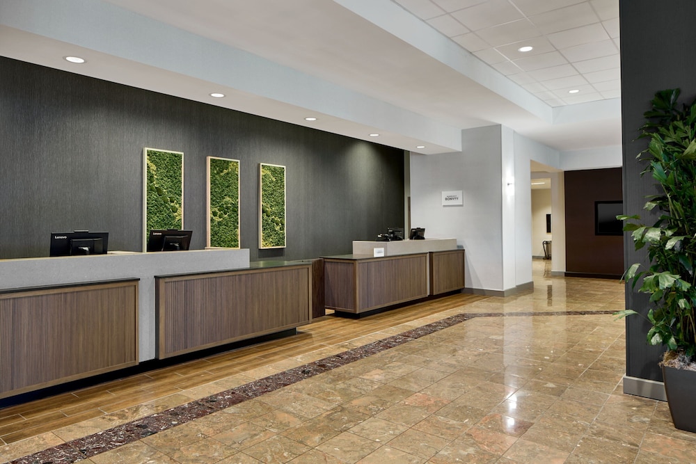 Courtyard By Marriott Detroit Downtown — Hotel building in Detroit, Michigan