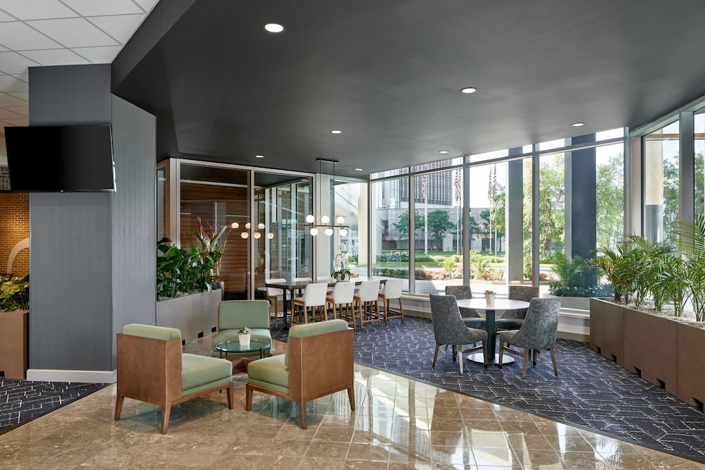 Courtyard By Marriott Detroit Downtown — Restaurant & bars in Detroit, Michigan