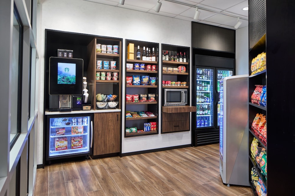 Courtyard By Marriott Detroit Downtown — Restaurant & bars in Detroit, Michigan