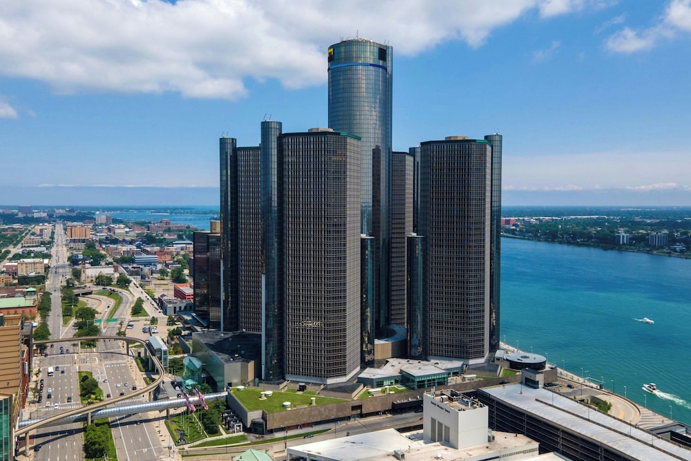 Detroit Marriott at the Renaissance Center — Hotel building in Detroit, Michigan