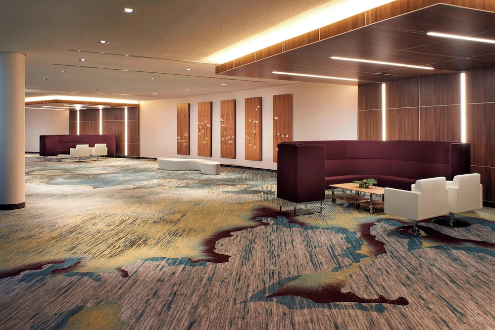 Detroit Marriott at the Renaissance Center — Hotel building in Detroit, Michigan