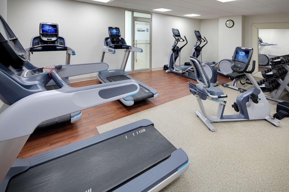 Embassy Suites by Hilton Detroit Troy Auburn Hills — Sports & recreation in Troy, Michigan