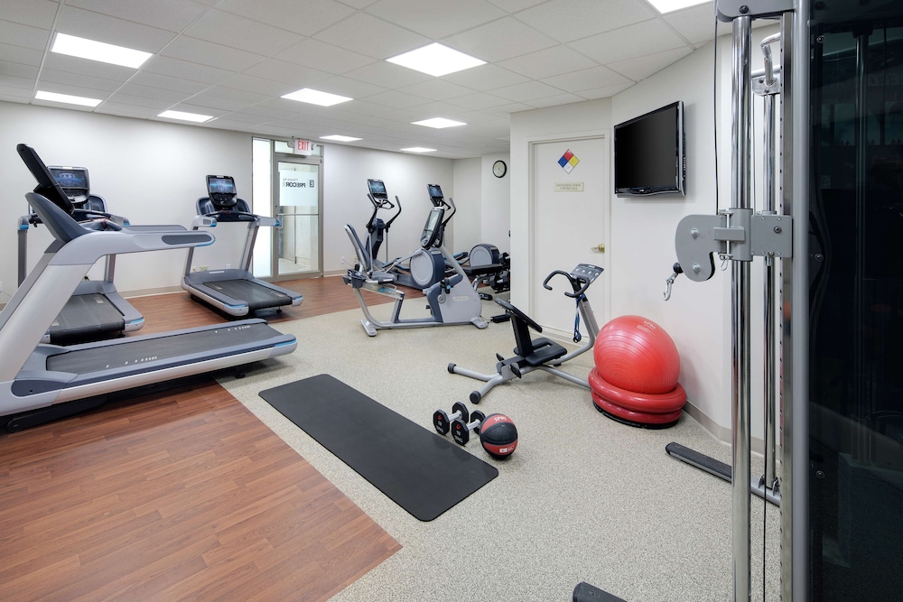 Embassy Suites by Hilton Detroit Troy Auburn Hills — Sports & recreation in Troy, Michigan