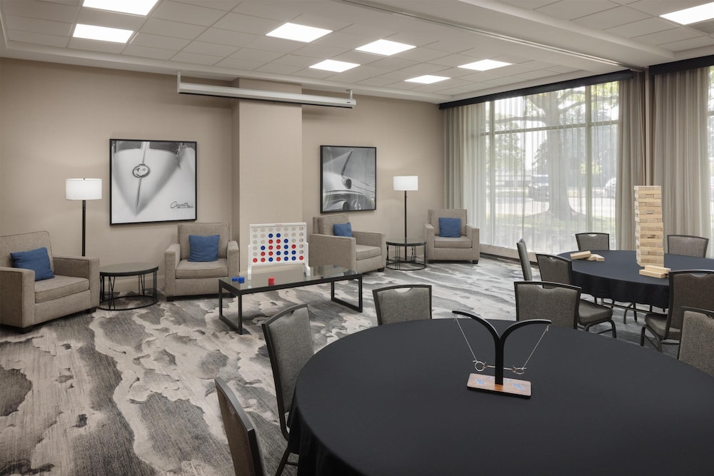 Embassy Suites by Hilton Detroit Troy Auburn Hills — Sports & recreation in Troy, Michigan