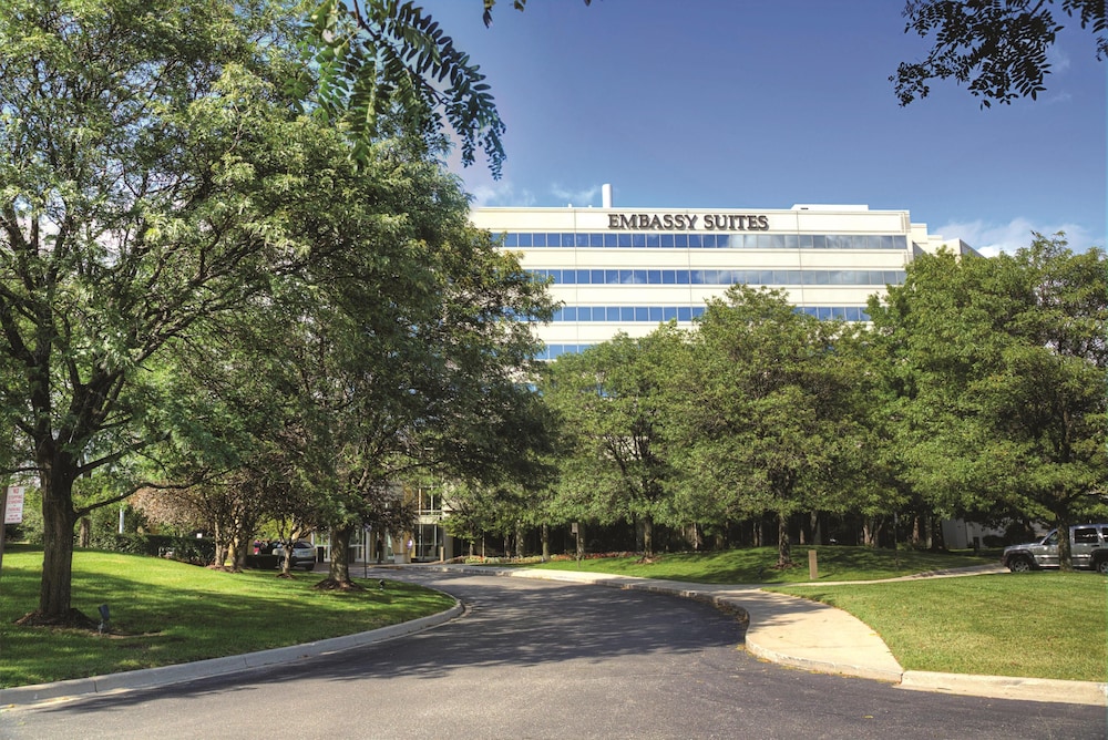 Embassy Suites by Hilton Detroit Troy Auburn Hills — Main photo in Troy, Michigan