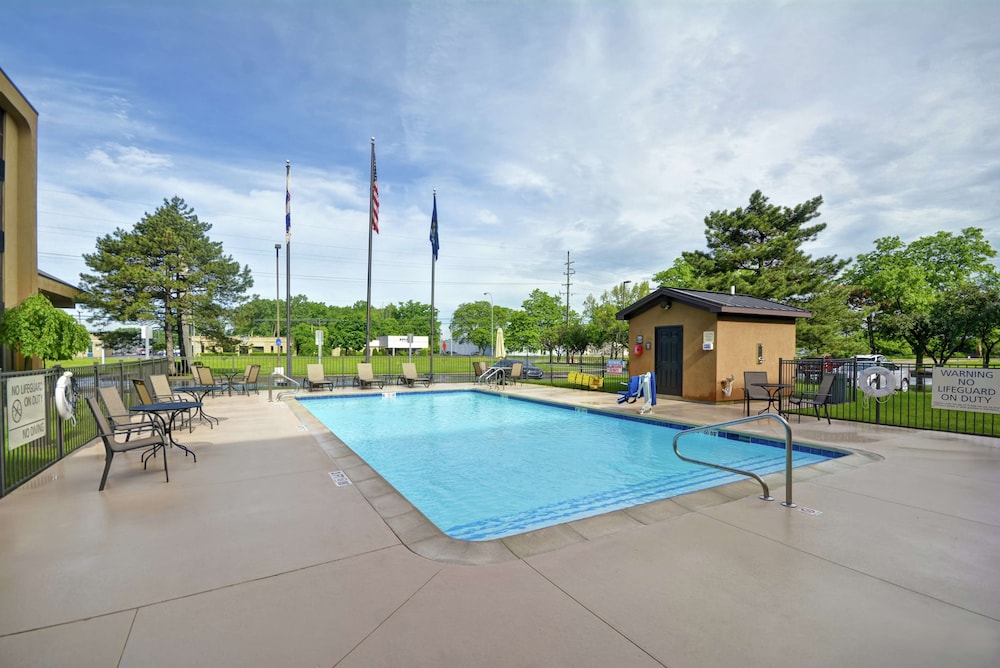 Hampton Inn Detroit/Madison Heights/South Troy — Main photo in Madison Heights, Michigan