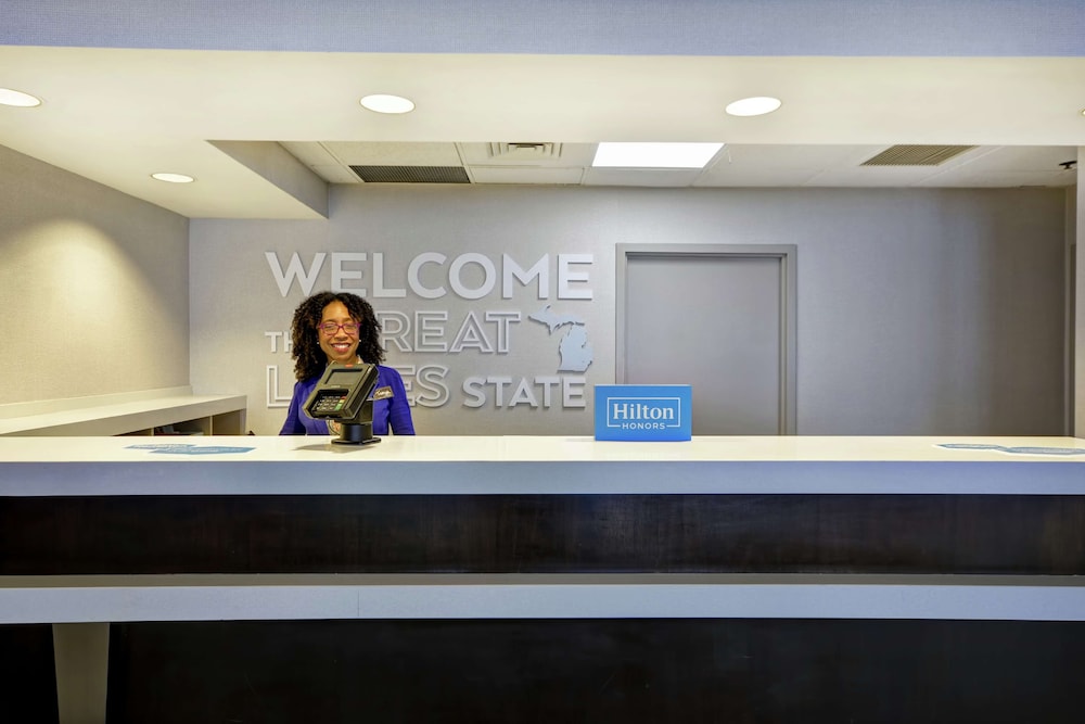 Hampton Inn Detroit/Madison Heights/South Troy — Hotel building in Madison Heights, Michigan