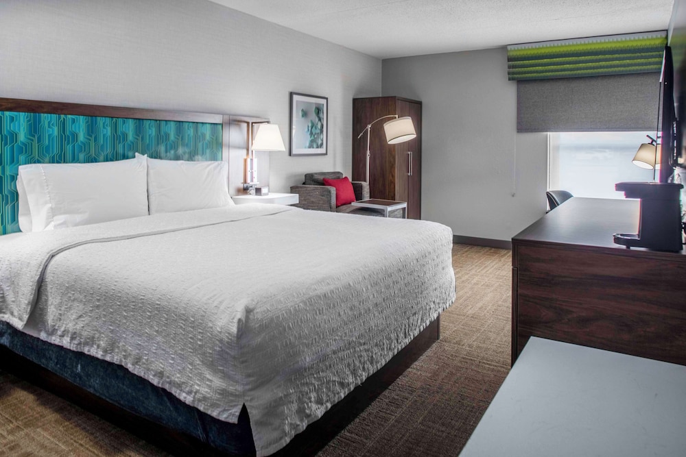 Hampton Inn Detroit/Northville — Hotel rooms in Northville, Michigan