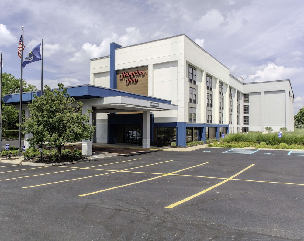 Hampton Inn Detroit/Northville — Hotel building in Northville, Michigan