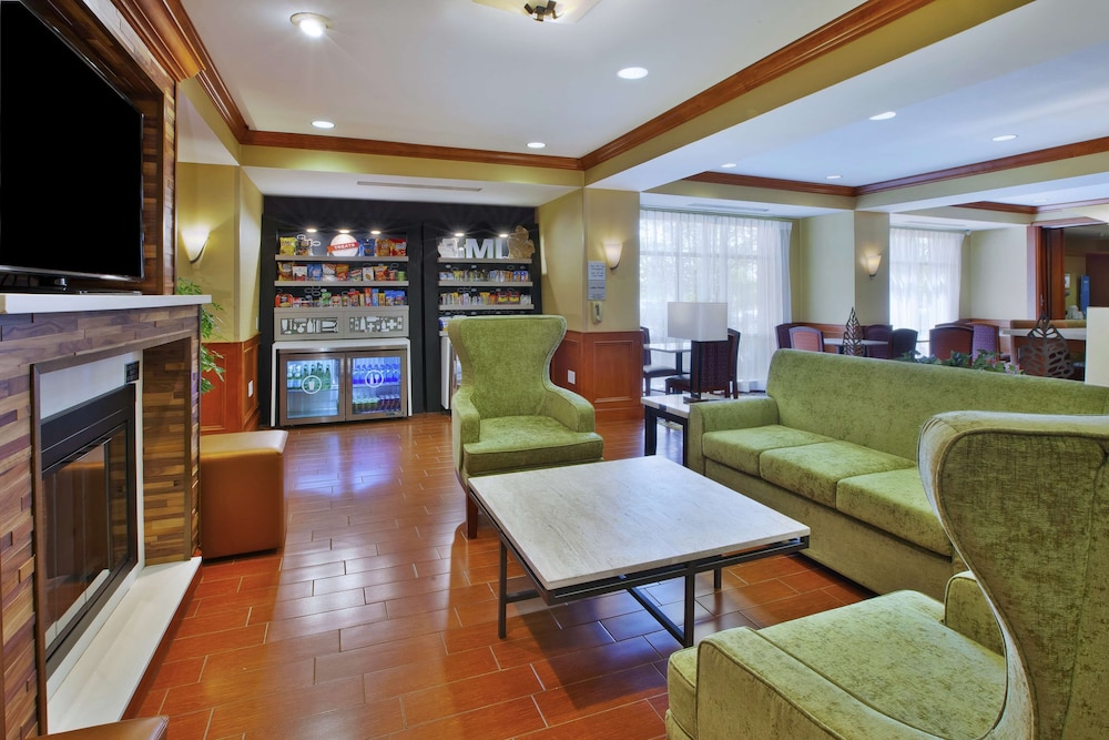 Hampton Inn Commerce Novi — Hotel building in Commerce Township, Michigan