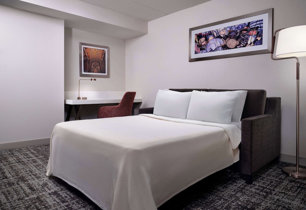 Hilton Garden Inn Detroit Downtown — Hotel rooms in Detroit, Michigan