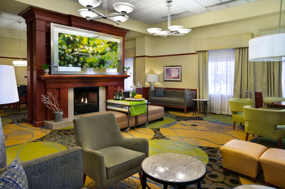 Hilton Garden Inn Detroit Downtown — Restaurant & bars in Detroit, Michigan