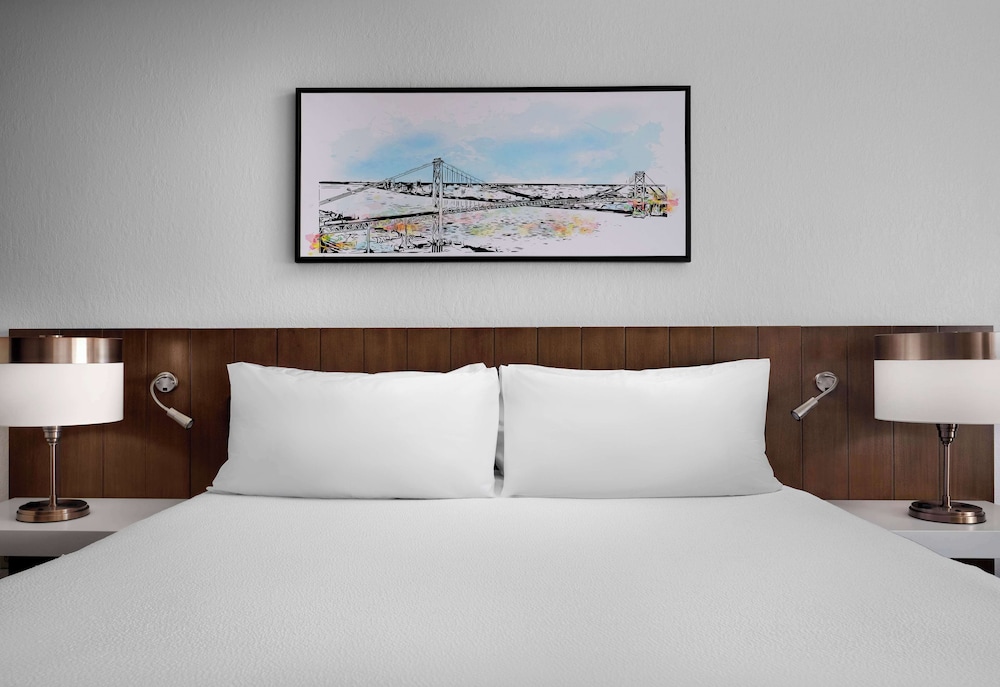 Hilton Garden Inn Detroit Downtown — Hotel rooms in Detroit, Michigan