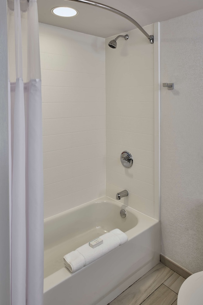 Hilton Garden Inn Detroit Downtown — Hotel rooms in Detroit, Michigan