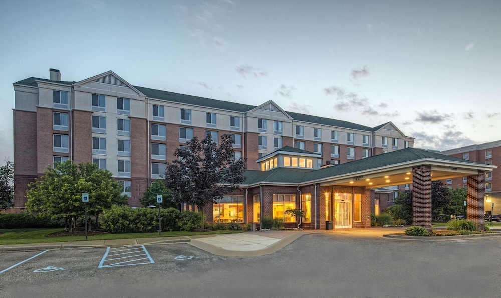 Hilton Garden Inn Detroit Metro Airport — Main photo in Romulus, Michigan